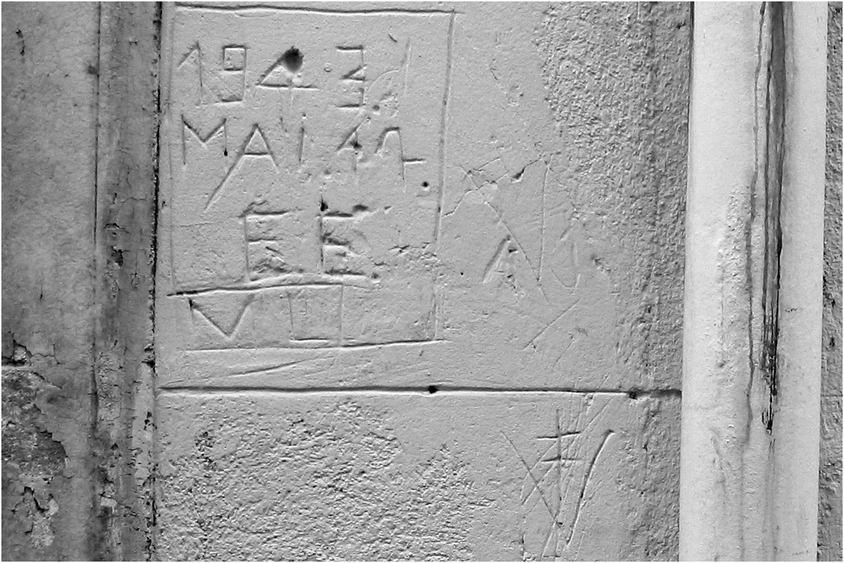 La croix de Lorraine sur un mur marseillais.